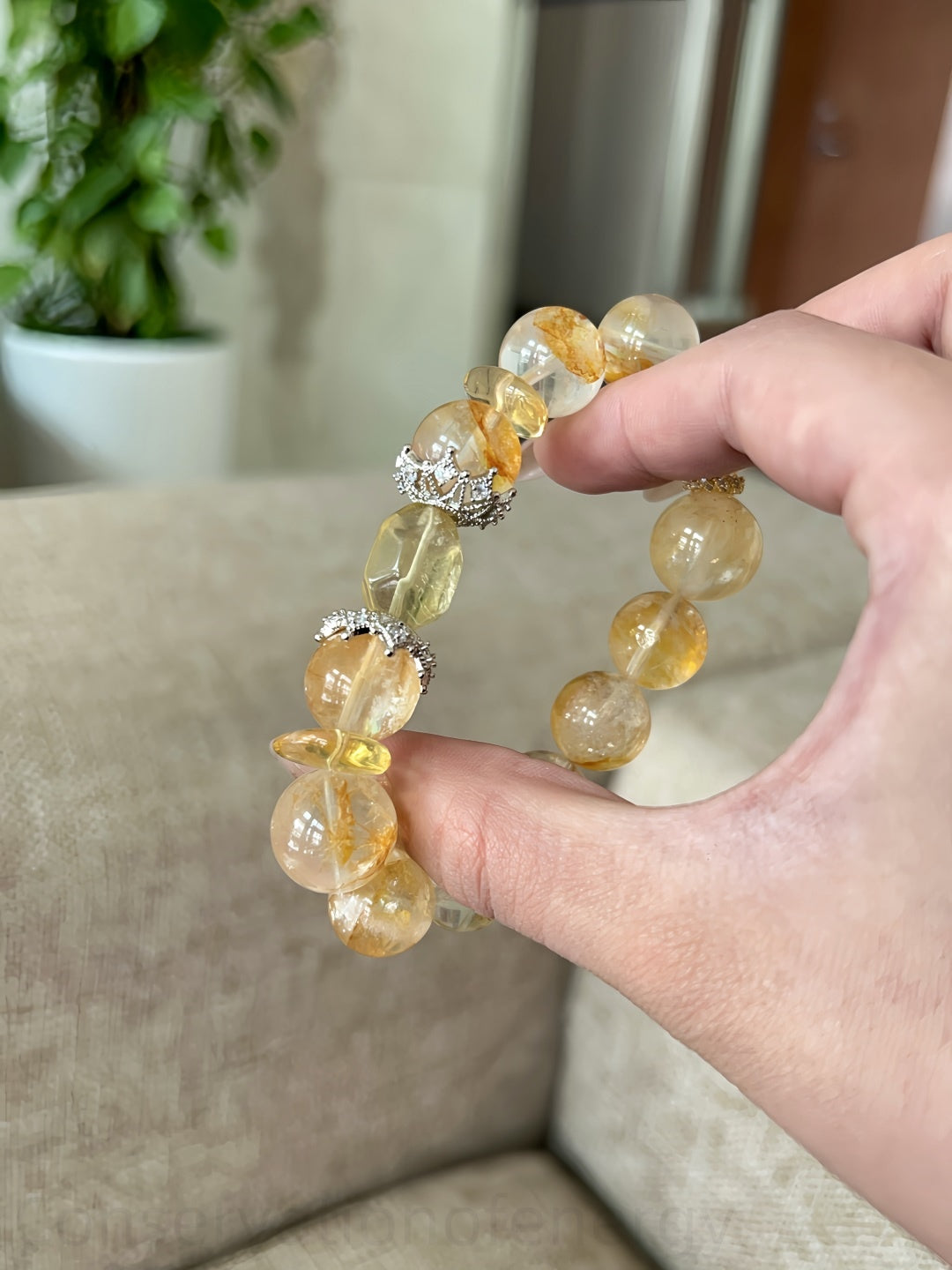 Honey Yellow Phantom Quartz Bracelet for Wealth, Confidence & Positive Energy – Chakra Balancing Stone Jewelry for Mindfulness & Spiritual Growth