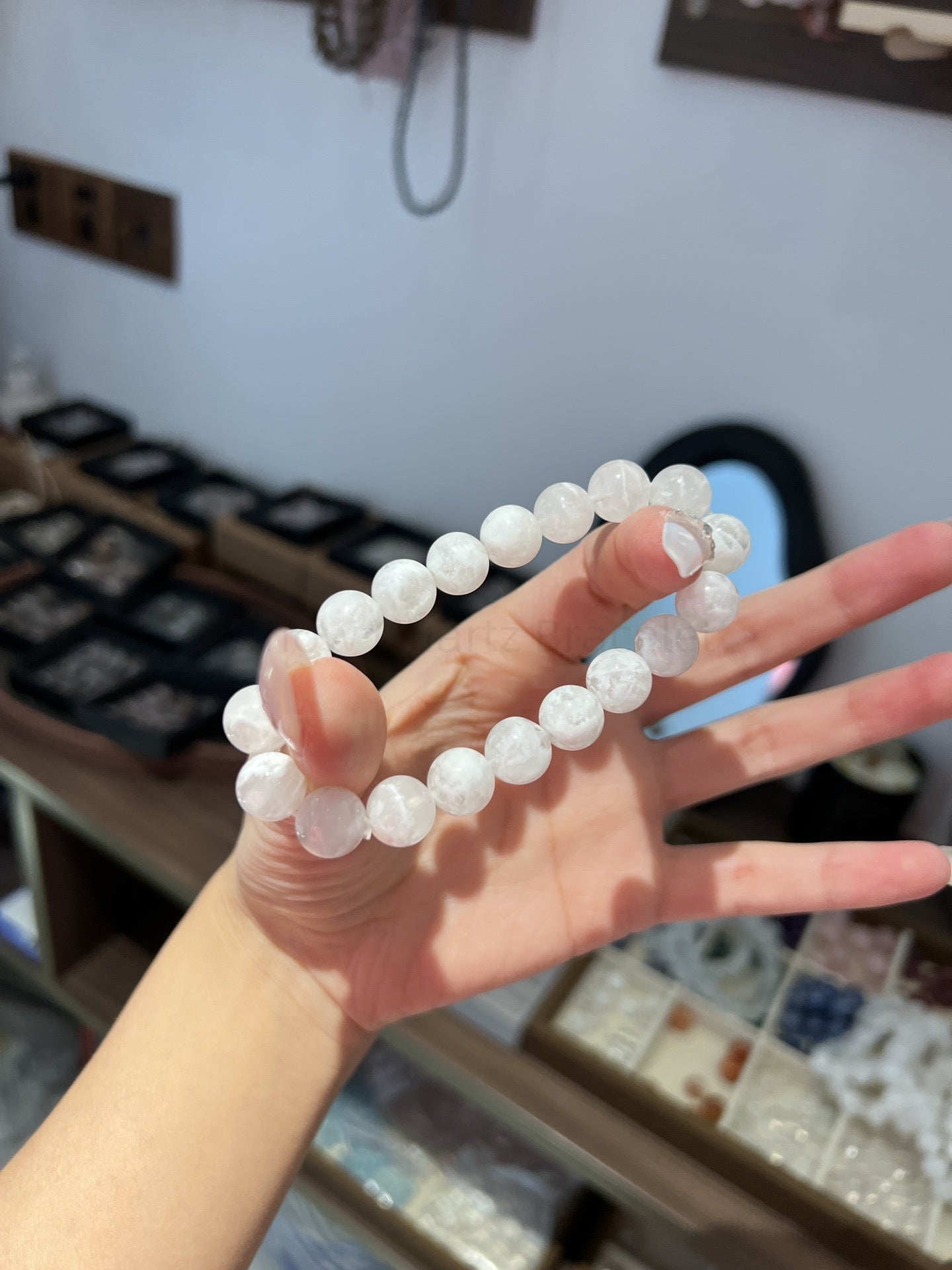 Snow Quartz Bracelet - Elegance & Mental Clarity Crystal | Handmade for Confidence, Focus & Emotional Balance