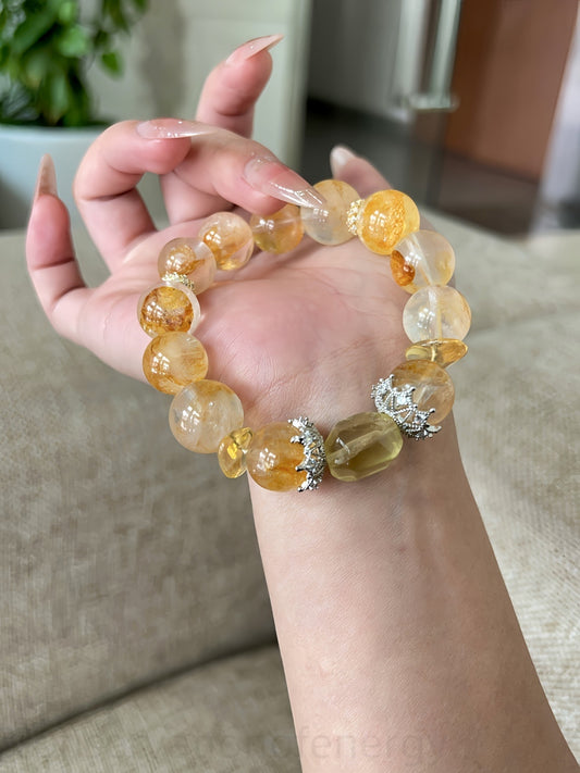 Honey Yellow Phantom Quartz Bracelet for Wealth, Confidence & Positive Energy – Chakra Balancing Stone Jewelry for Mindfulness & Spiritual Growth